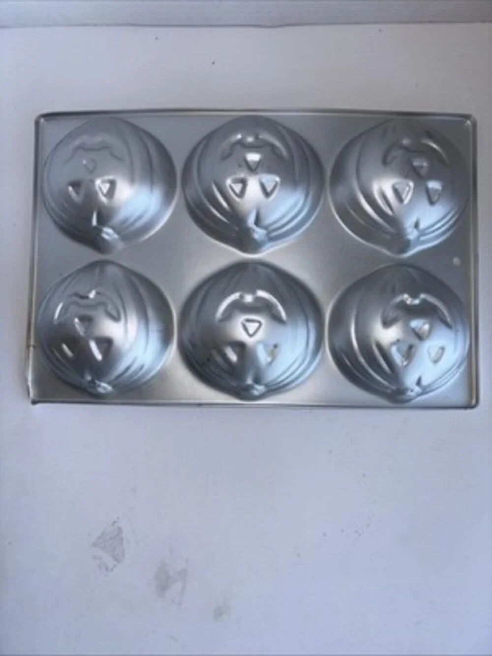 Wilton Mini Pumpkin Baking Mold Pan 508-1040